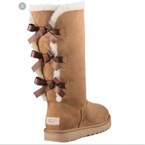 Ugg Bailey boot with bow tall
